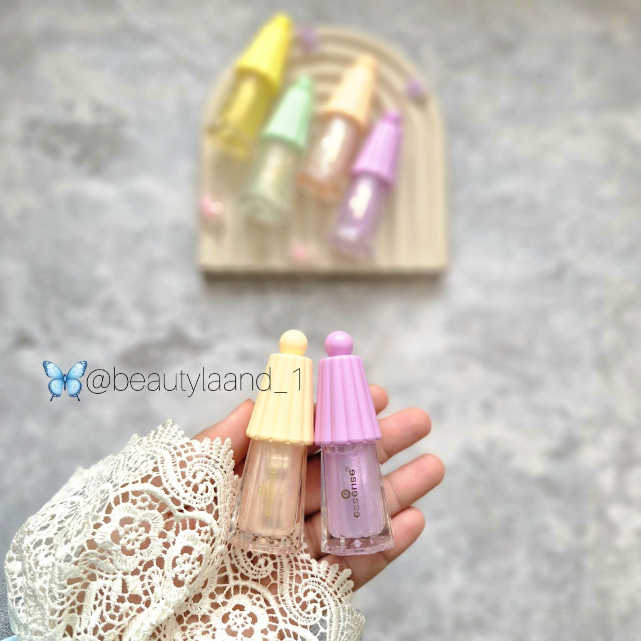 روغن لب فانتزی شاین‌دار اسنس